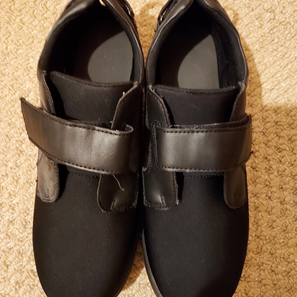 Apex Single Strap Active Walker Black Shoe Sneaker MBS Men's 11.5 WIDE